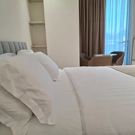 アパート Golden Tower *