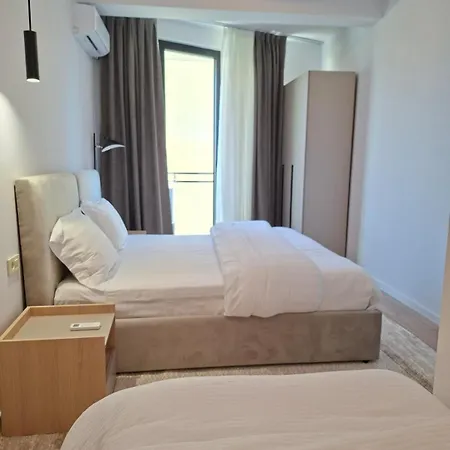 Golden Tower * ティラナ