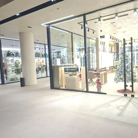 Golden Tower ティラナ