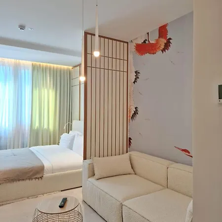 Apartment Golden Tower *