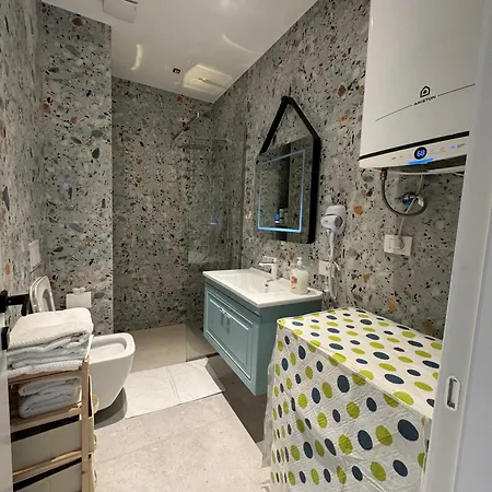 Apartment Golden Tower