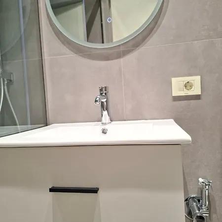 Golden Tower Apartman Tirana