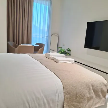 Apartman Golden Tower Tirana