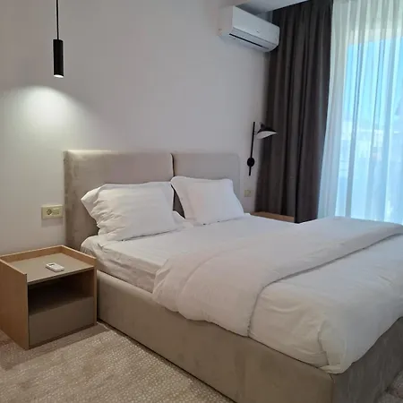 Golden Tower Apartman *