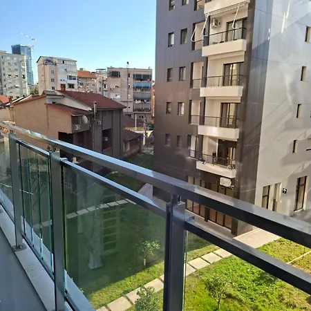 Golden Tower Apartman *