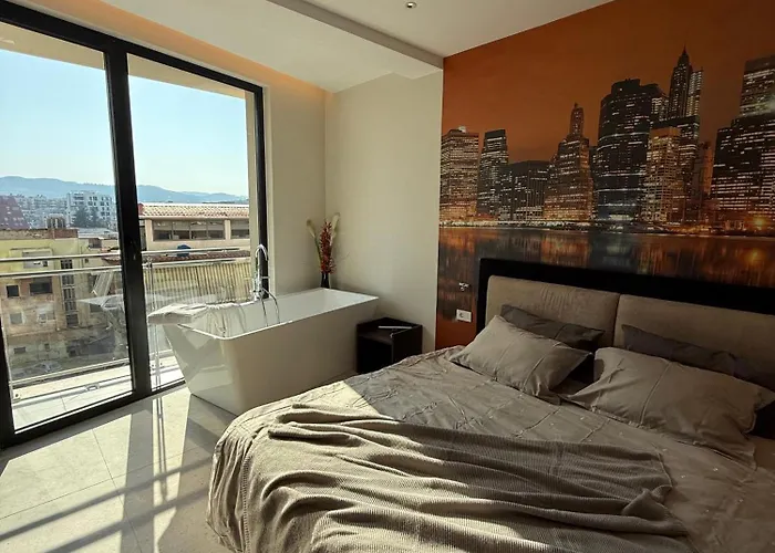 Apartment Golden Tower