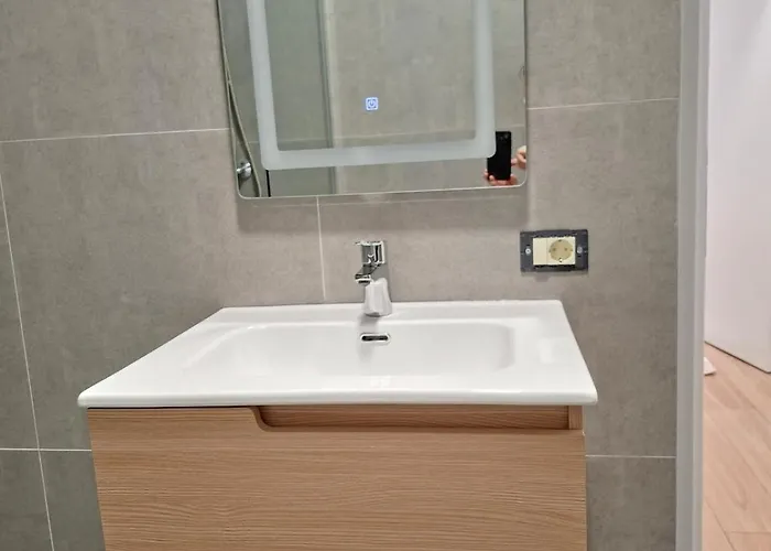 Golden Tower * 地拉那