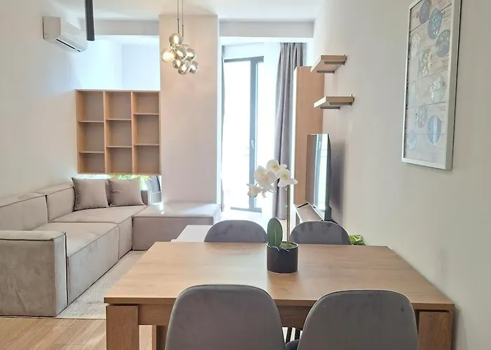 Apartment Golden Tower