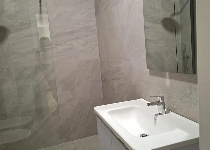 Golden Tower 公寓 地拉那