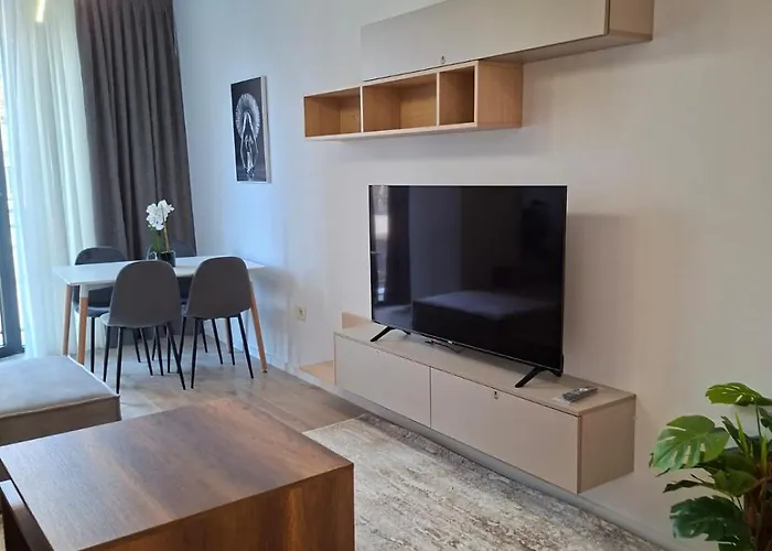 Apartment Golden Tower